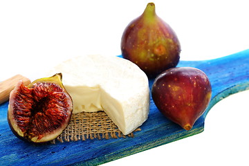 Image showing Figs and camembert.