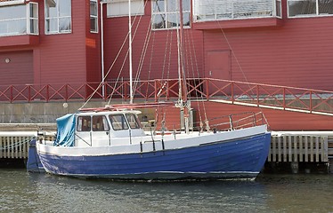 Image showing Blue boat