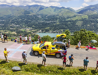 Image showing LCL Car During Publicity Caravan