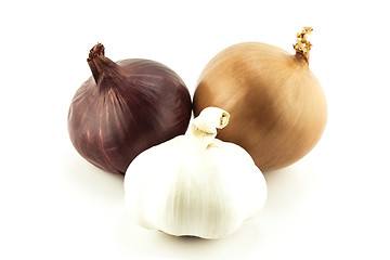 Image showing onions and Garlic