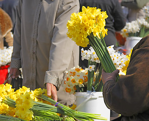 Image showing Flowers market