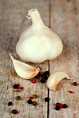 Image showing garlic and peppercorns 