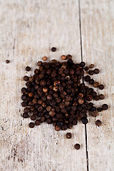 Image showing black peppercorns 