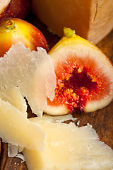 Image showing pecorino cheese and fresh figs 