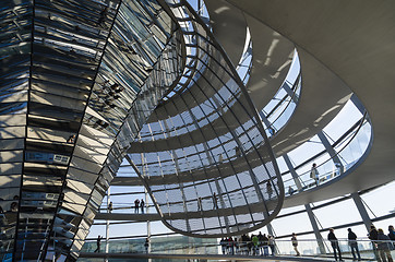 Image showing Mirrored coner and achitectural details of Reichstag dome