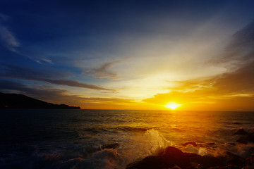 Image showing The dazzling bright sunset over a tropical ocean. Thailand