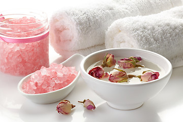 Image showing bath salt and rose lotion