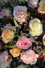 Image showing Wedding Flowers: Different shades of pink roses