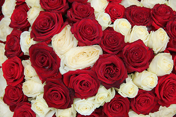 Image showing Wedding centerpiece in red and white