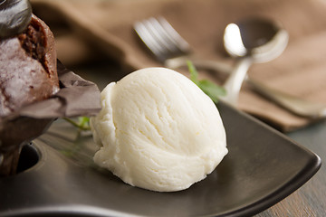 Image showing Ice Cream With a Muffin