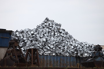 Image showing Metal container with recyclable waste