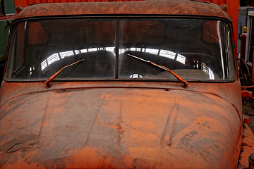 Image showing Closeup photo of an industrial truck