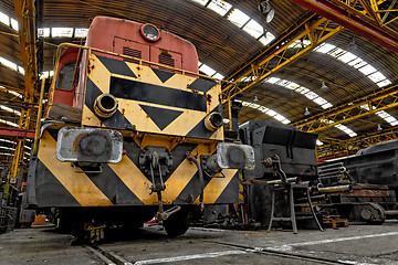 Image showing Freight train in garage