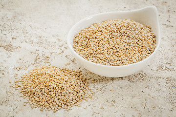 Image showing unhulled sesame seeds