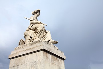 Image showing Paris monument