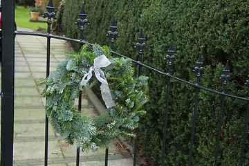 Image showing Wreath on a fence