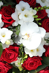 Image showing Red and white bridal arrangement