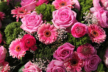 Image showing Bridal flowers in pink