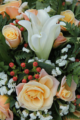 Image showing Roses and lillies in a bridal arrangement