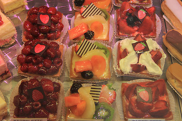 Image showing Luxurious French pastry