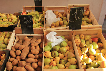 Image showing Potatoes and pears
