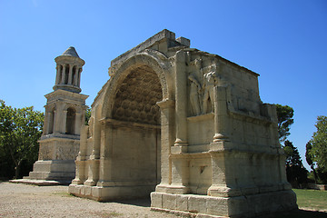 Image showing The triumphal arch of Glanum