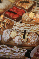 Image showing Luxerious fruit pastry