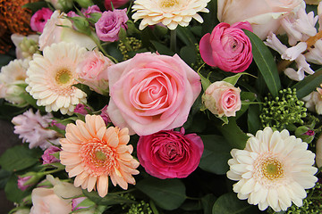 Image showing Pastel mixed bouquet