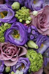 Image showing Bridal arrangement in different shades of purple