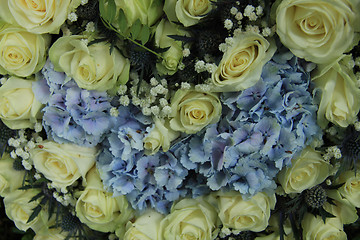 Image showing Blue and white wedding arrangement