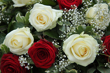 Image showing Wedding centerpiece in red and white