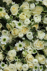 Image showing Mixed white wedding arrangement