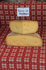 Image showing Cheese at a Provencal market