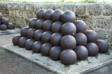 Image showing Cannon balls