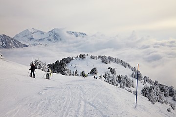 Image showing Skiing