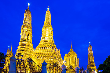 Image showing Wat Arun in Bangkok at night