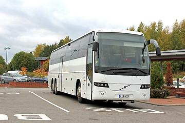 Image showing White Volvo Bus