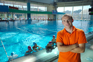 Image showing happy children group  at swimming pool