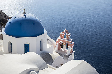 Image showing Blue and white church of Oia village