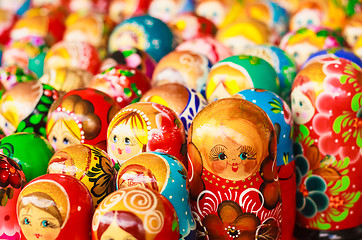 Image showing Colorful Russian nesting dolls at the market