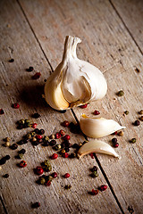 Image showing fresh garlic and peppercorns 