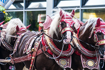 Image showing Parade of the hosts of the Wiesn