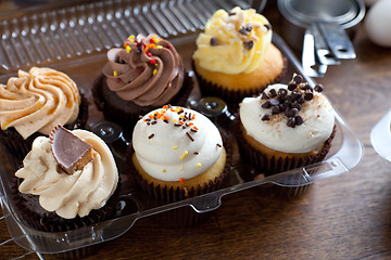 Image showing Gourmet Cupcakes in Package