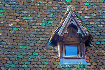 Image showing old roof wth window