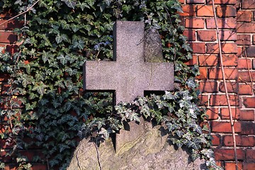 Image showing Old grave