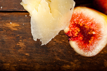 Image showing pecorino cheese and fresh figs 