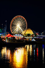 Image showing Navy Pier in Chicago at night time