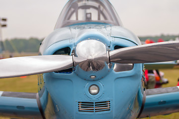 Image showing front of an airplane propeller