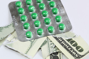 Image showing green pills