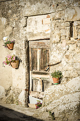 Image showing door with wall in tuscany